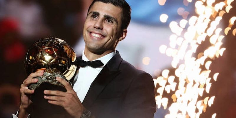 Rodri Tin Đồn Chế Giễu Vinicius Sau Quả Bóng Vàng 2026 - zaveho Rodri Tin Đồn Chế Giễu Vinicius Sau Quả Bóng Vàng 2026 - zaveho