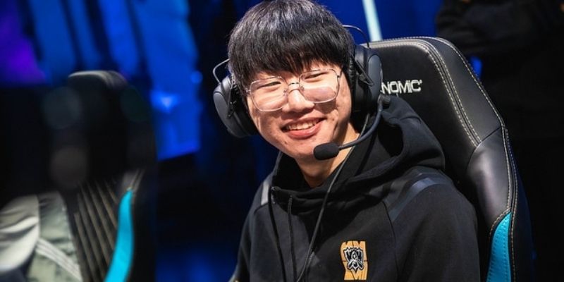 Invictus Gaming: Hành Trình Chinh Phục Esports Đỉnh Cao - zaveho Invictus Gaming: Hành Trình Chinh Phục Esports Đỉnh Cao - zaveho