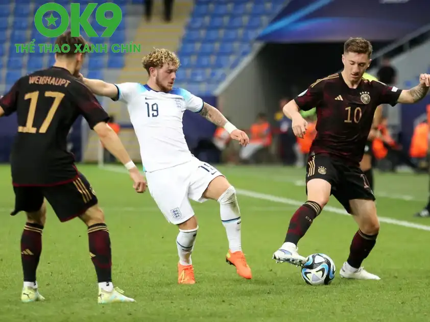 Phân tích Trận Chung Kết U21 Anh và U21 Đức: Cuộc Chiến Đăng Quang - zaveho Phân tích Trận Chung Kết U21 Anh và U21 Đức: Cuộc Chiến Đăng Quang - zaveho