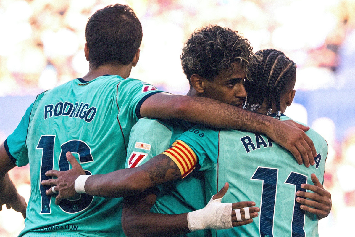 Lamine Yamal lập cú đúp, Barca thắng tưng bừng Levante ở La Liga | OK9 - zaveho